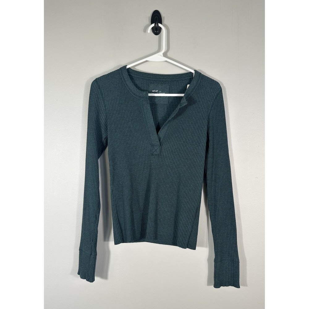 Aerie Top Womens Small Green Fireside Henley Long Sleeve Ribbed Bella Swan